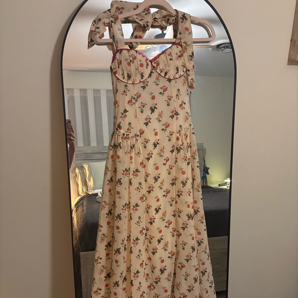 Vici Cream Floral Maxi Dress